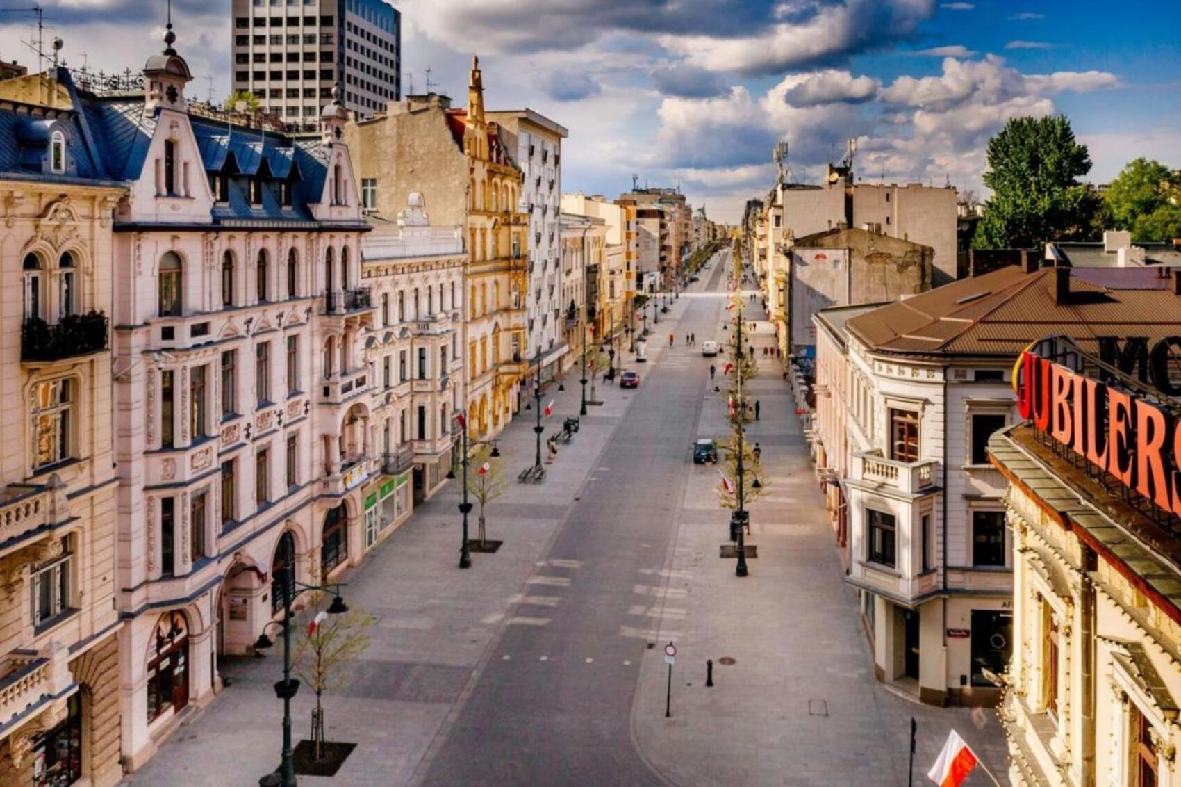 Lumina Loft Tymienieckiego With A View Of The Lake Lodz  Exterior photo